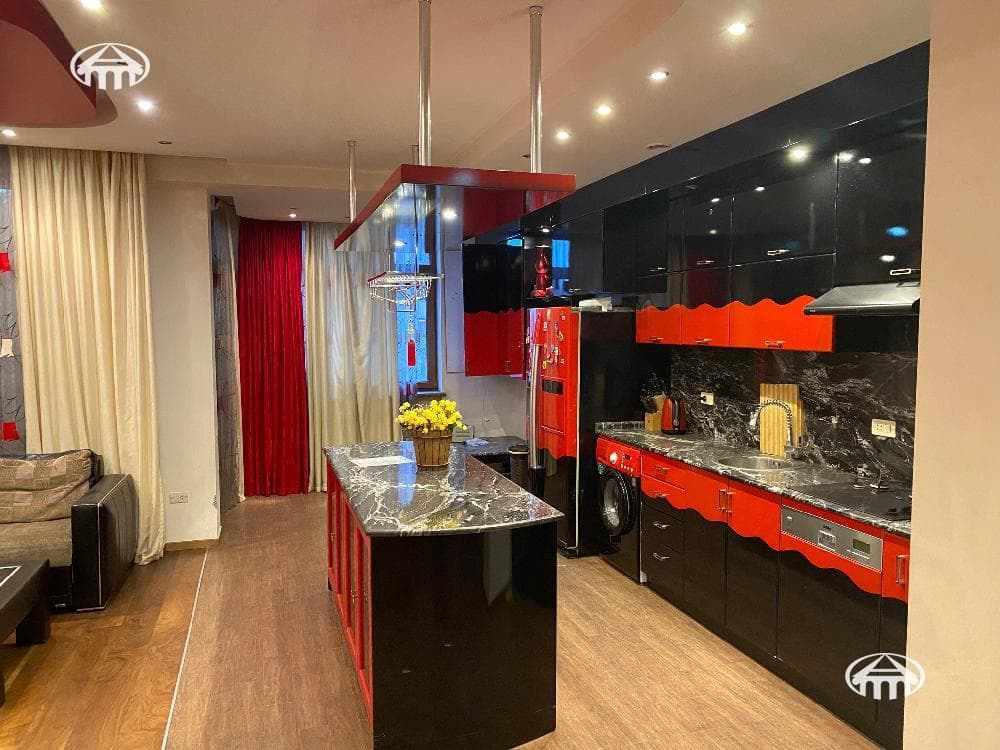 Квартира · 4 комн. · 162 м² · Арабкир