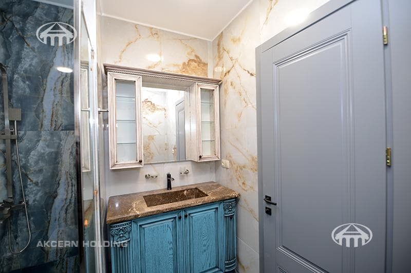 Квартира · 4 комн. · 151 м² · Кентрон