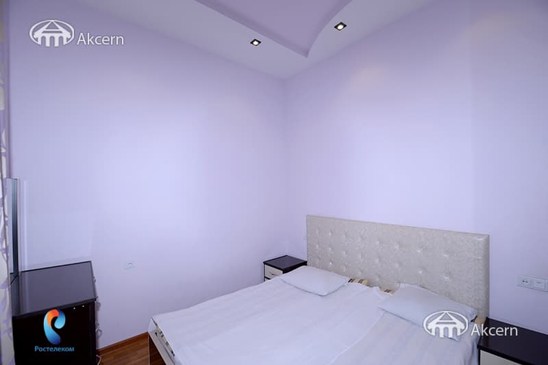 Дом · 6 комн. · 208 м² · Кентрон