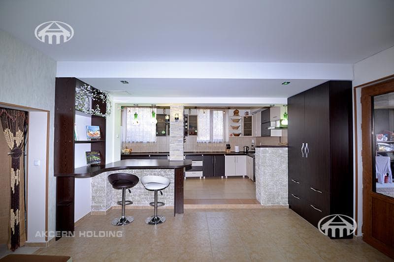 Mansion · 3 rooms · 120 m² · Proshyan