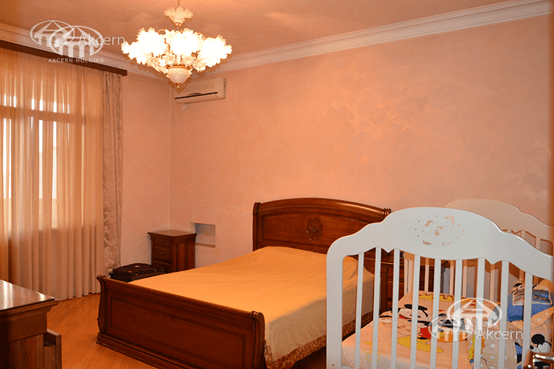 Mansion · 5 rooms · 379 m² · Arabkir