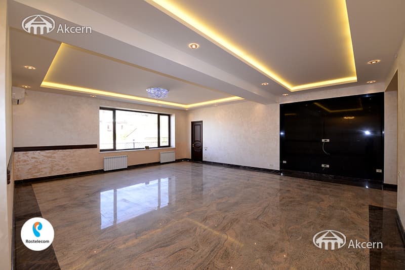 Mansion · 7 rooms · 907 m² · Arabkir
