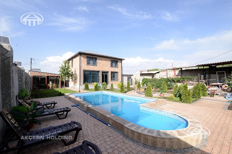 Mansion · 5 rooms · 169 m² · Kanakerawan