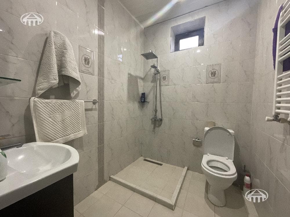 Mansion · 5 rooms · 167 m² · Kanaker-Zeytun