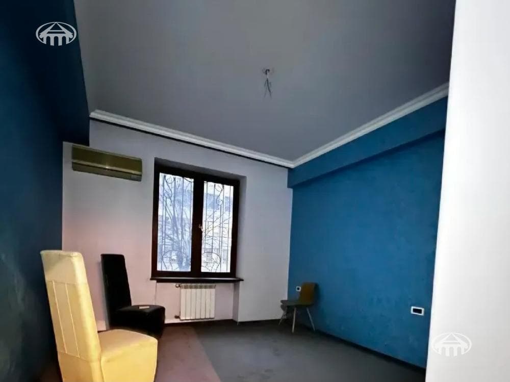 Квартира · 4 комн. · 147 м² · Кентрон