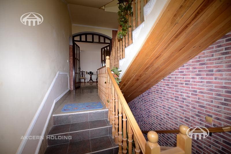 Mansion · 8 rooms · 390 m² · Arabkir