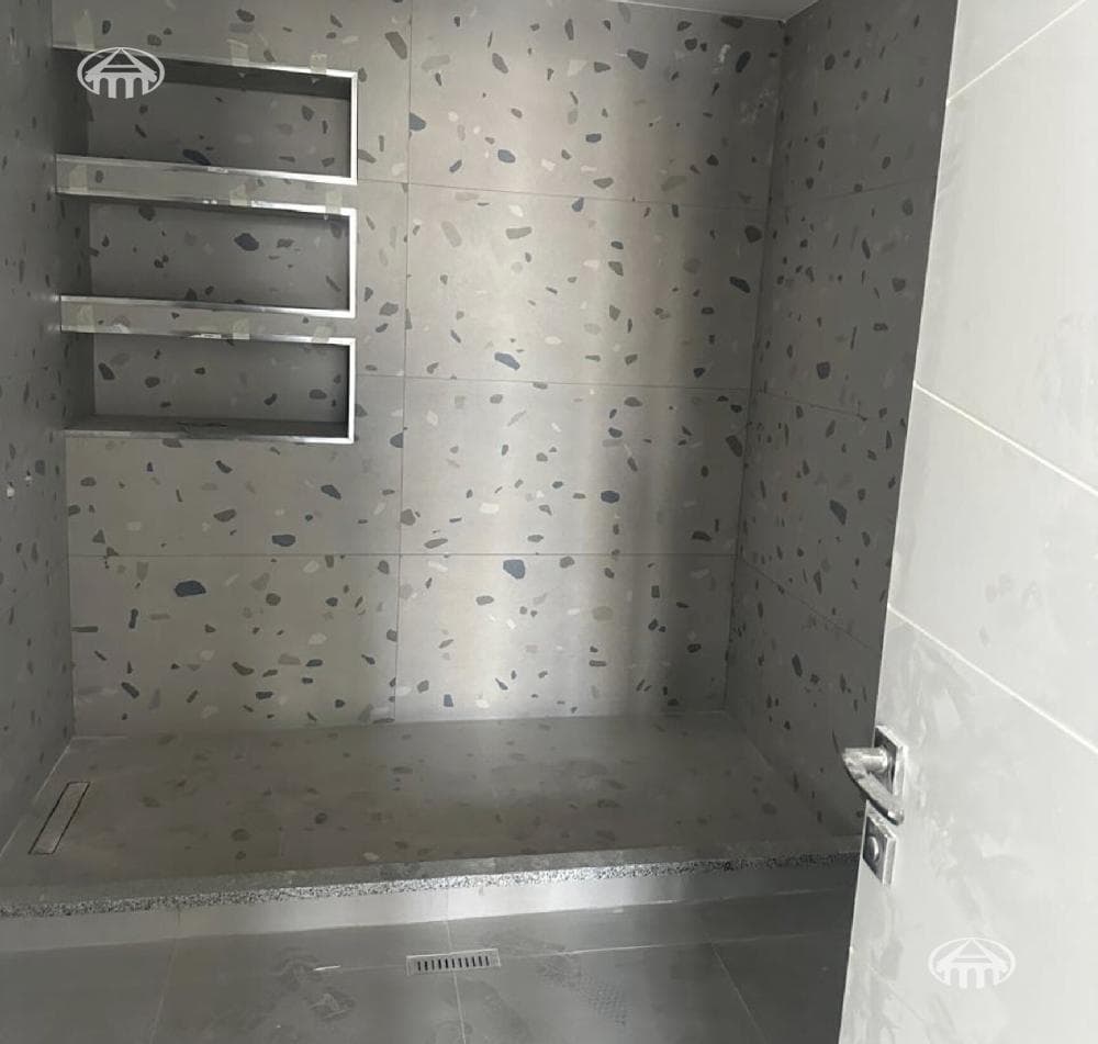 Квартира · 4 комн. · 157 м² · Арабкир