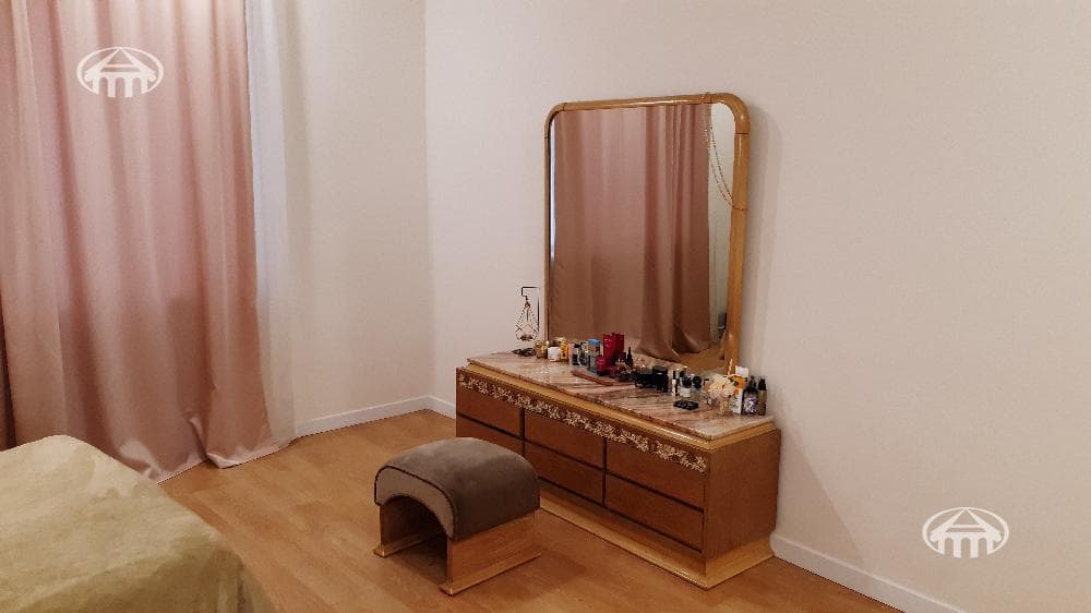Apartment · 2 rooms · 68 m² · Kentron — photo 5 / 13
