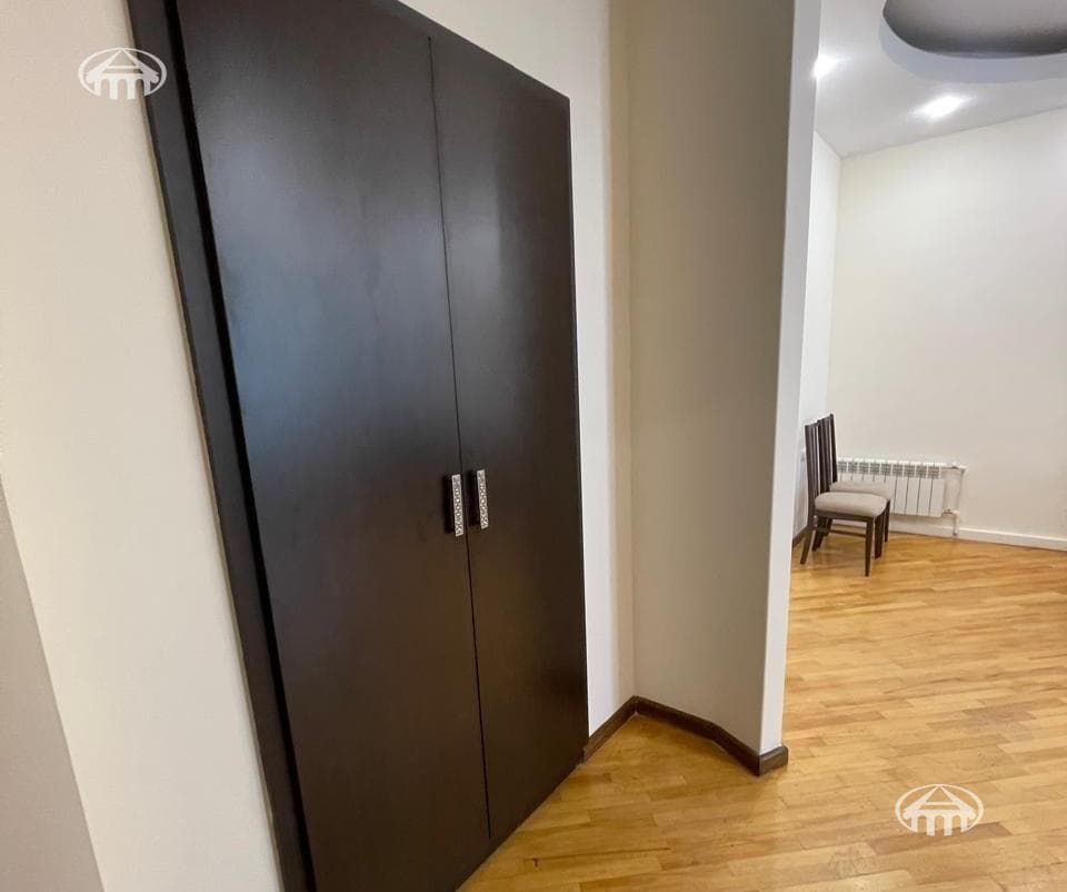 Квартира · 3 комн. · 80 м² · Кентрон