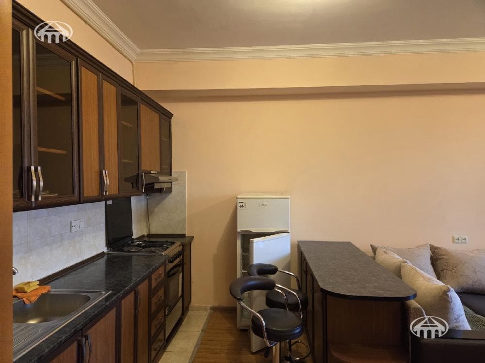 Apartment · 1 rooms · 36 m² · Kentron