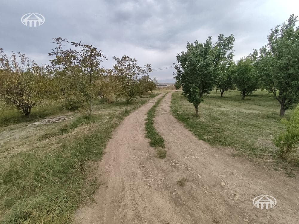 Участок · 2 000 м² · Зовуни