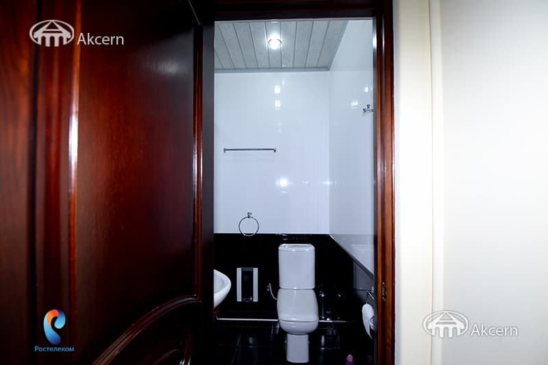 Apartment · 4 rooms · 215 m² · Kentron