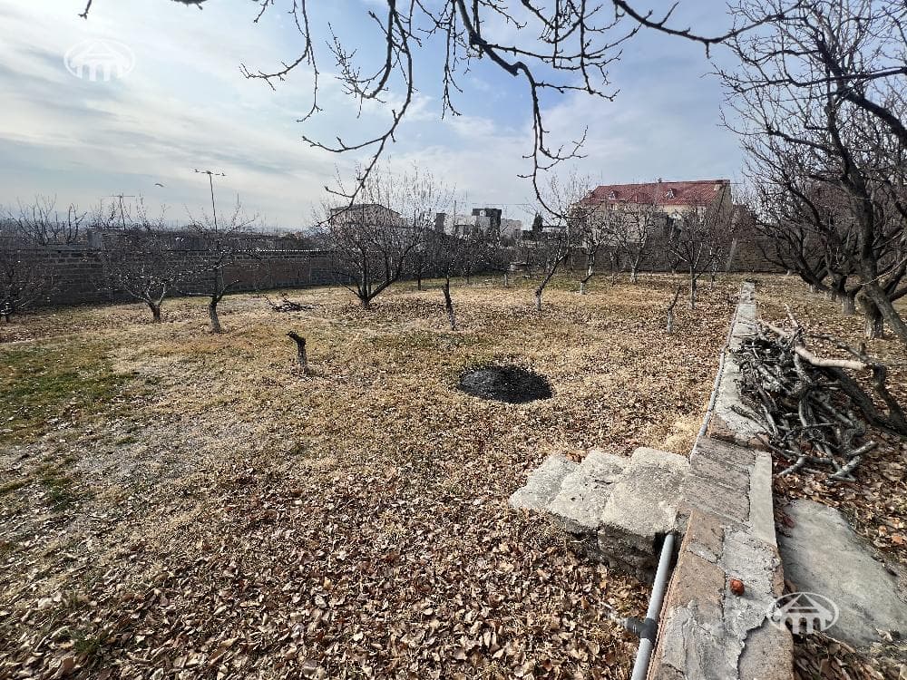 Հողատարածք · 1600 մ² · Աջափնյակ