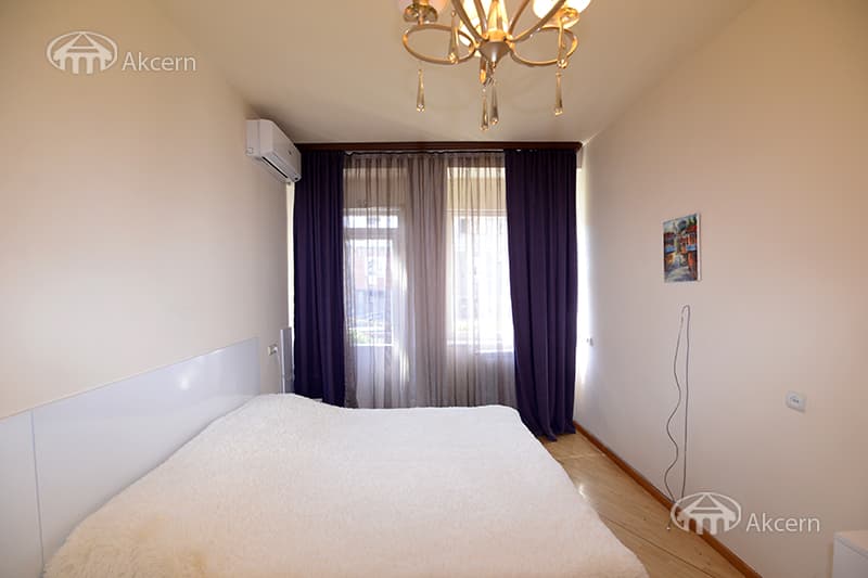 House · 5 rooms · 259 m² · Arabkir — photo 31 / 46