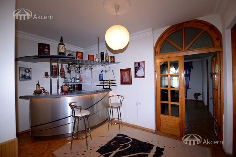 Особняк · 7 комн. · 441 м² · Канакер-Зейтун