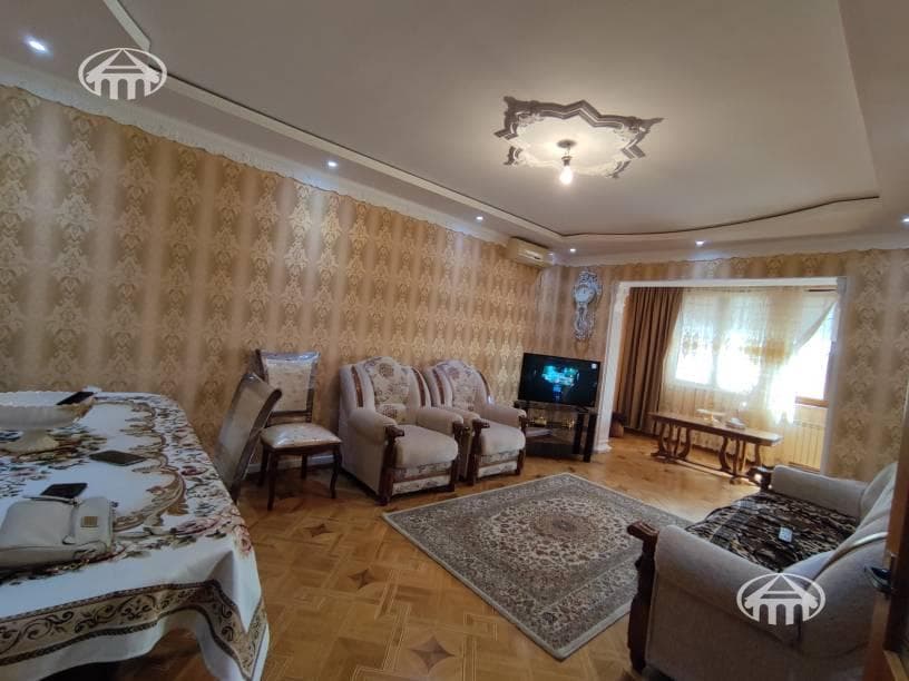 Квартира · 93 м² · Ереван