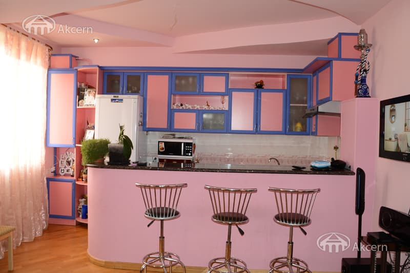 Квартира · 3 комн. · 69 м² · Канакер-Зейтун