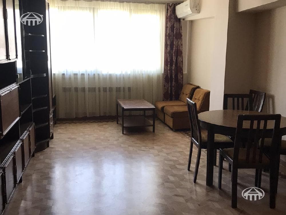 Apartment · 2 rooms · 65 m² · Kentron
