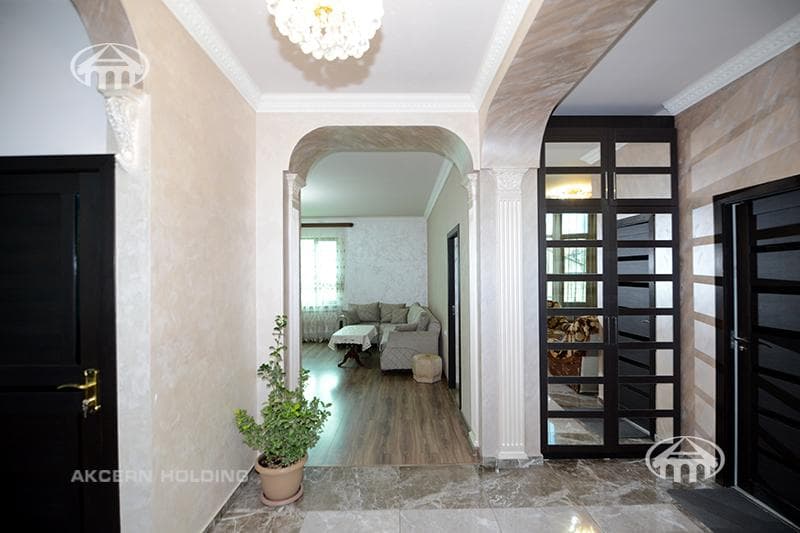 Особняк · 4 комн. · 261 м² · Давташен