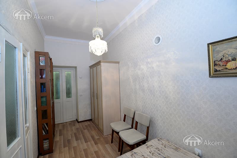 Apartment · 2 rooms · 46 m² · Kentron