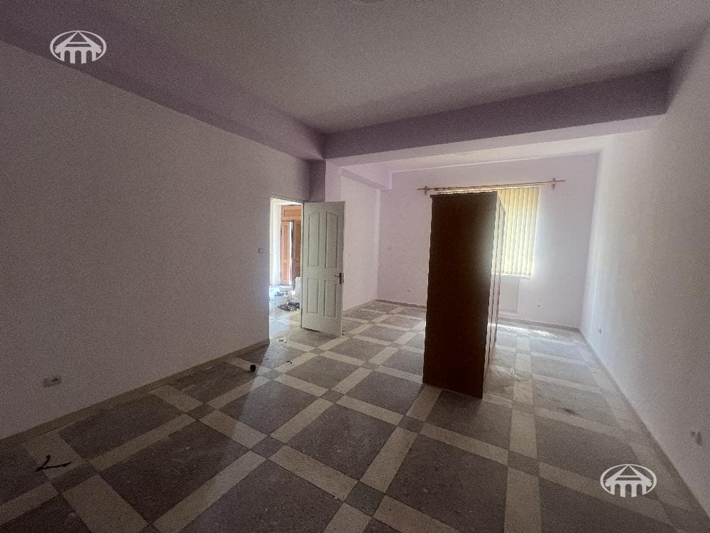 Прочее · 487 м² · Кентрон