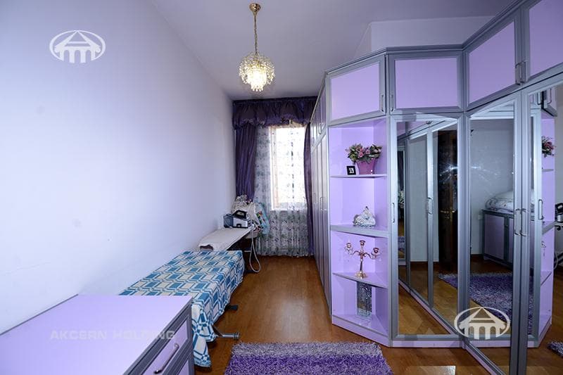 Առանձնատուն · 6 սեն. · 360 մ² · Էրեբունի