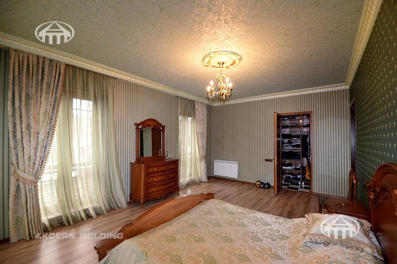 Առանձնատուն · 6 սեն. · 590 մ² · Քանաքեռ-Զեյթուն