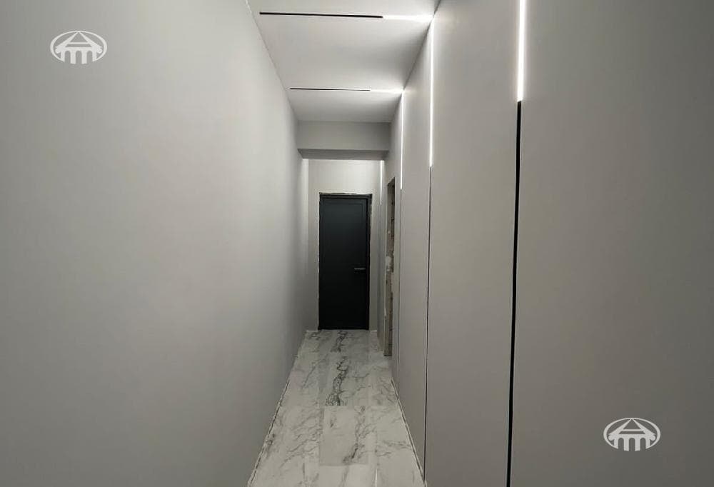 Apartment · 3 rooms · 124 m² · Kentron