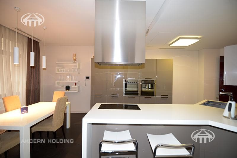 Apartment · 4 rooms · 169 m² · Kentron