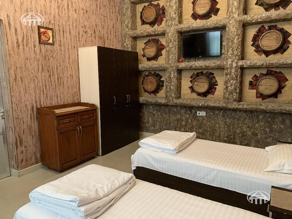 Отель · 9 комн. · 539 м² · Шенгавит