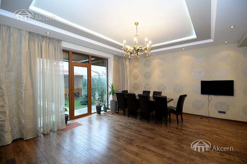 Дом · 4 комн. · 210 м² · Канакер-Зейтун