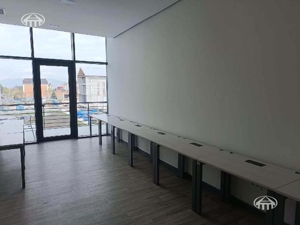 Office · 9,000 m² · Nor Nork