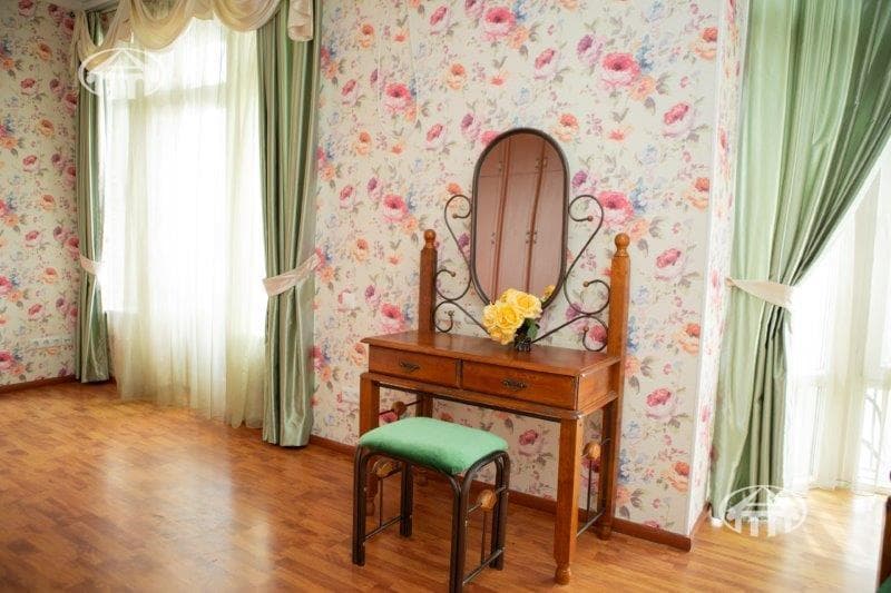 Дом · 5 комн. · 388 м² · Арабкир