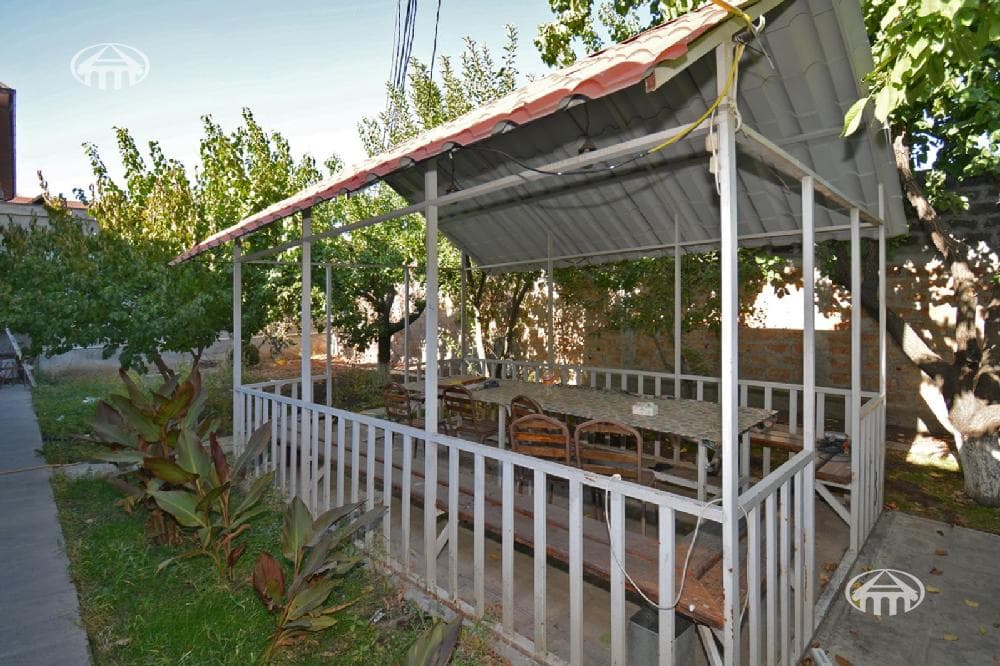Retail · 308 m² · Ajapnyak