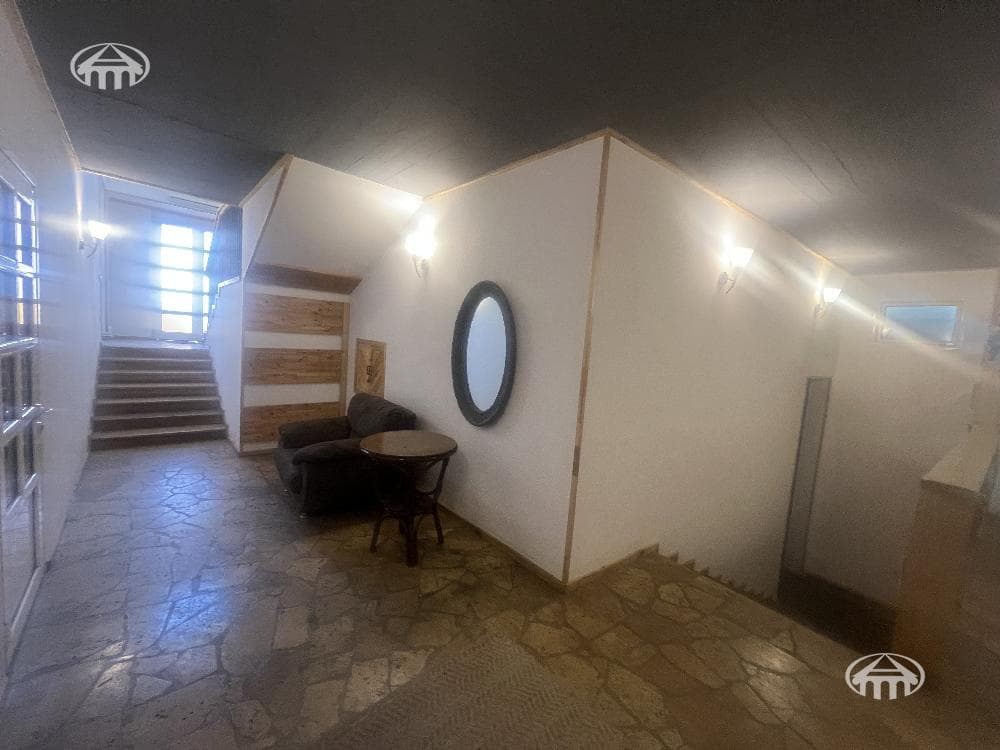 Mansion · 3 rooms · 240 m² · Djrvej
