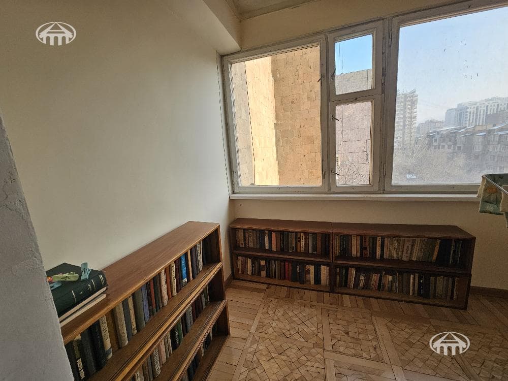 Квартира · 3 комн. · 103 м² · Кентрон