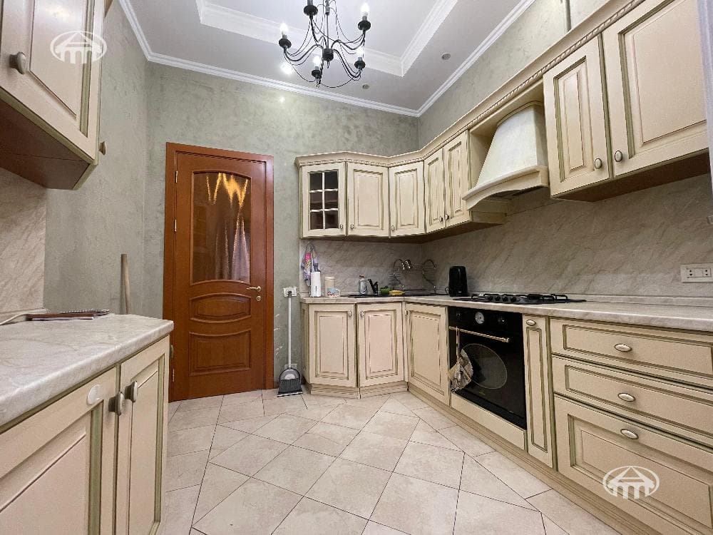 Квартира · 3 комн. · 92 м² · Арабкир