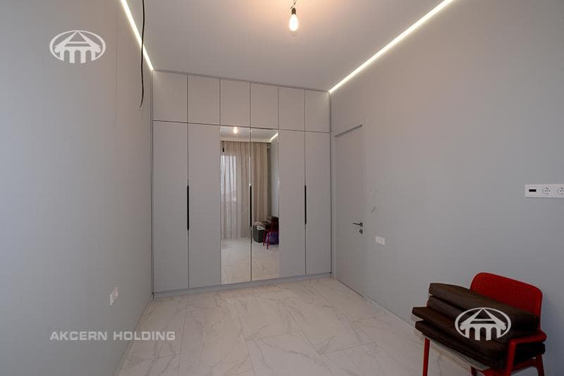 Квартира · 2 комн. · 70 м² · Кентрон