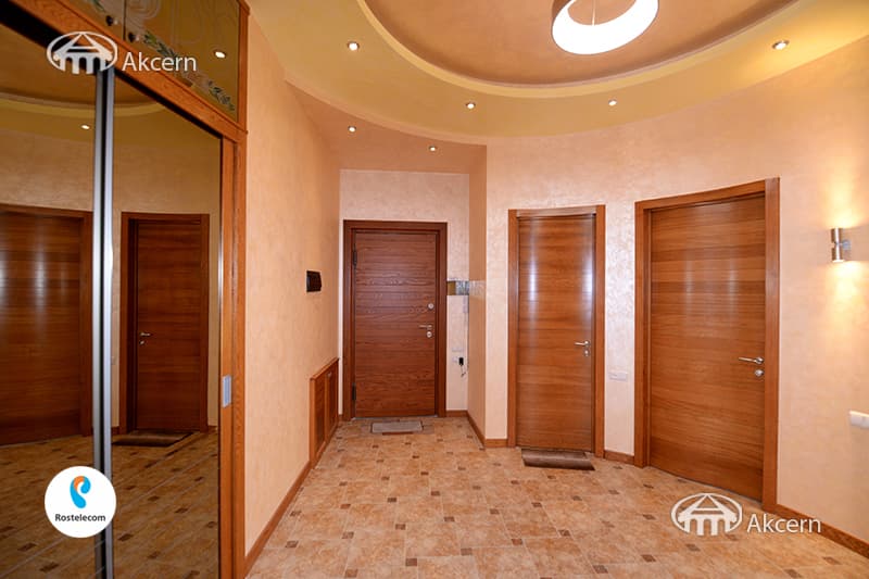 Apartment · 4 rooms · 181 m² · Kentron