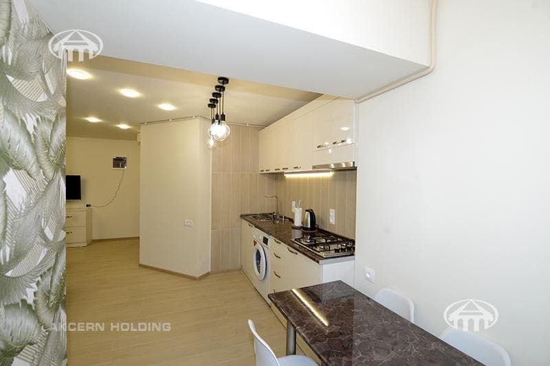 Квартира · 1 комн. · 37 м² · Кентрон