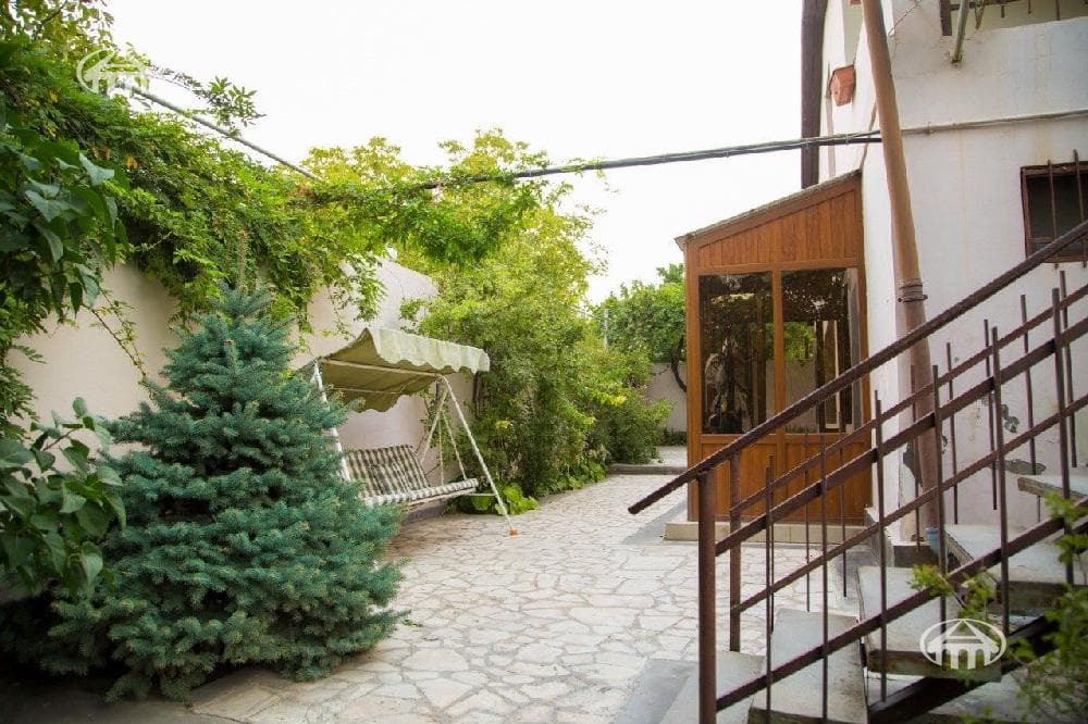 Mansion · 4 rooms · 360 m² · Ashtarak