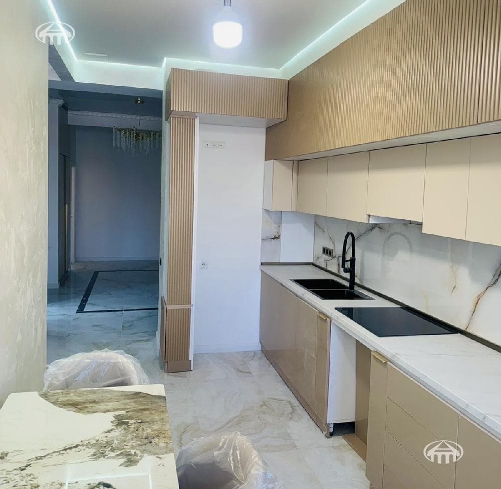 Квартира · 4 комн. · 124 м² · Арабкир