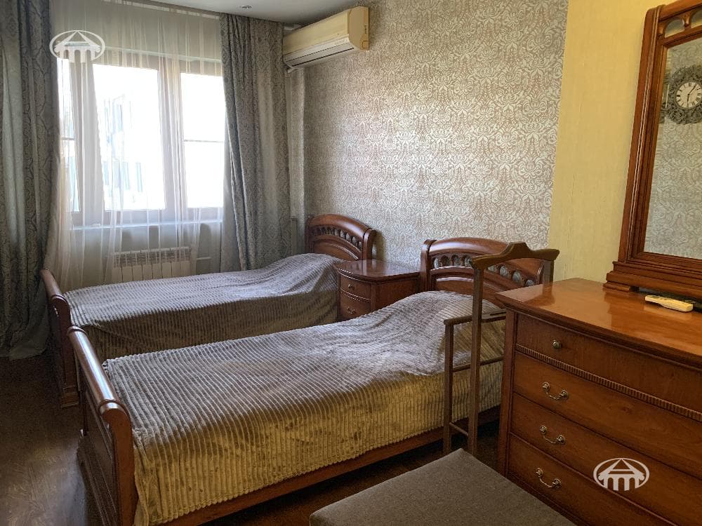 Apartment · 2 rooms · 55 m² · Kentron — photo 6 / 16