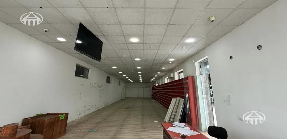 Retail · 120 m² · Sardarapat