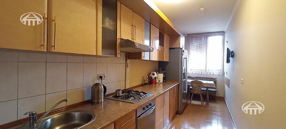 Apartment · 4 rooms · 110 m² · Kentron
