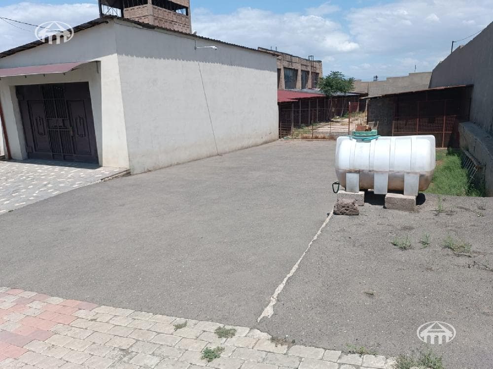 Прочее · 1 128 м² · Эребуни
