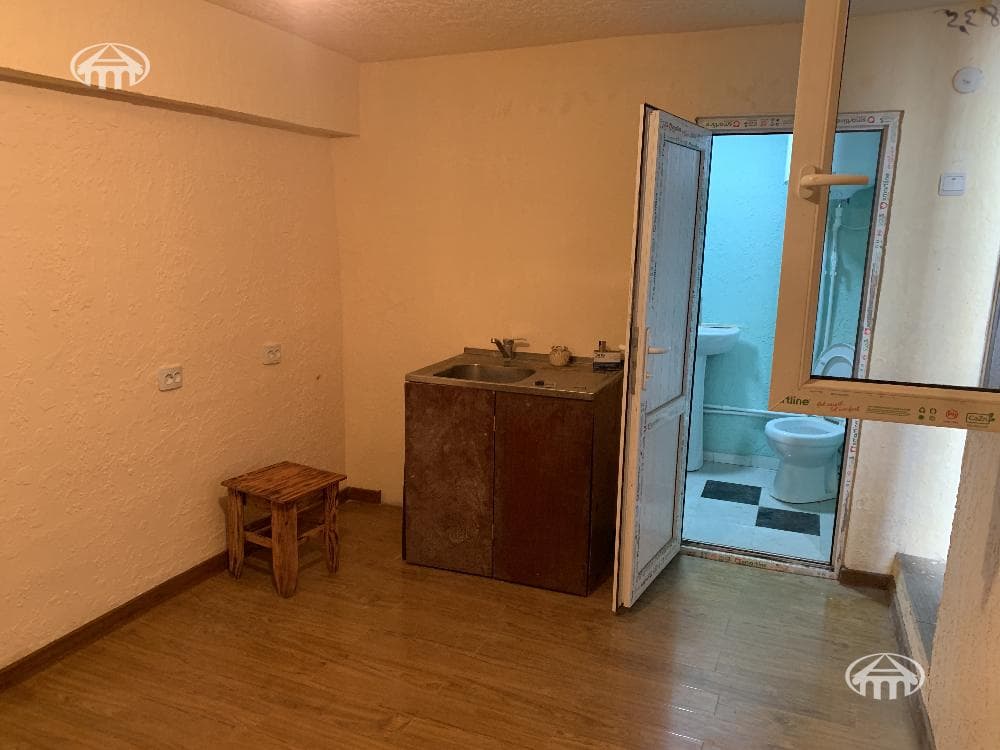 House · 3 rooms · 104 m² · Shengavit
