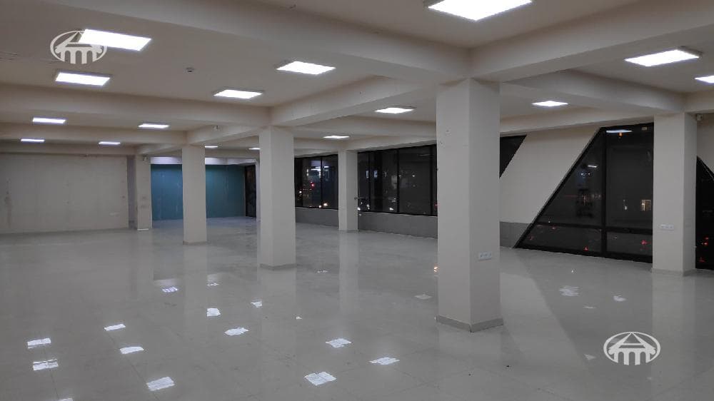 Retail · 627 m² · Arabkir