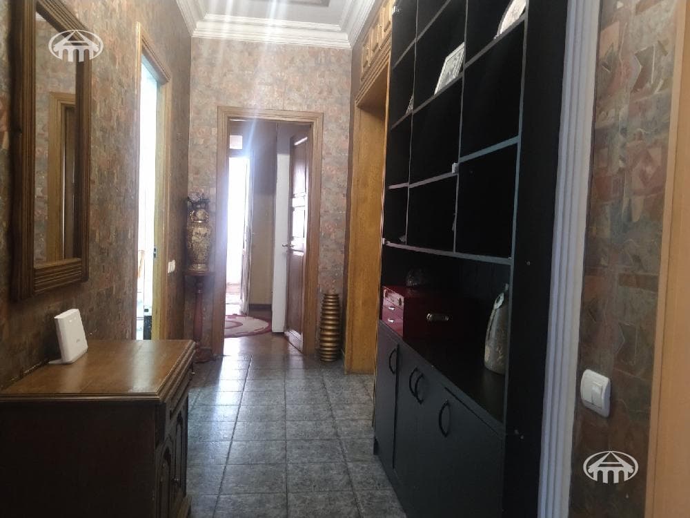 Առանձնատուն · 4 սեն. · 148 մ² · Կենտրոն