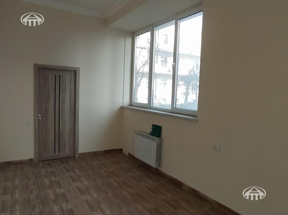 Retail · 21 m² · Kentron